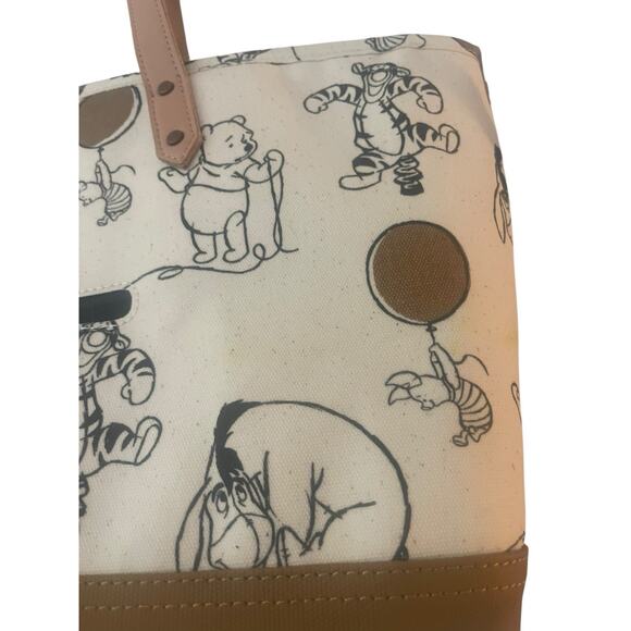 Disney Winnie the Pooh Petunia Pickle Bottom Diaper Bag Disney Tigger Piglet - Picture 7 of 11